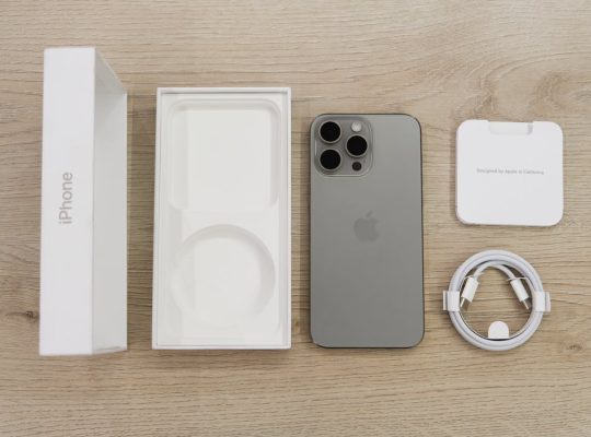 آيفون 16 برو جديد للبيع، أصلي 100% وغير مقفل