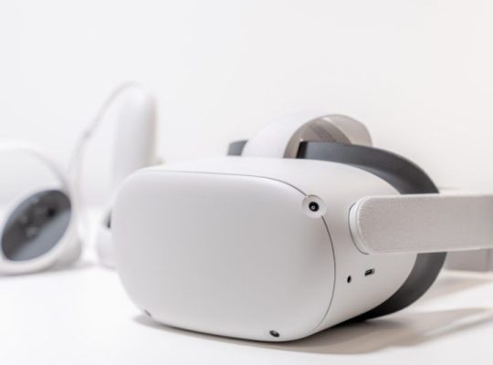 وحدة تحكم Xbox بحالة جيدة لاسلكية